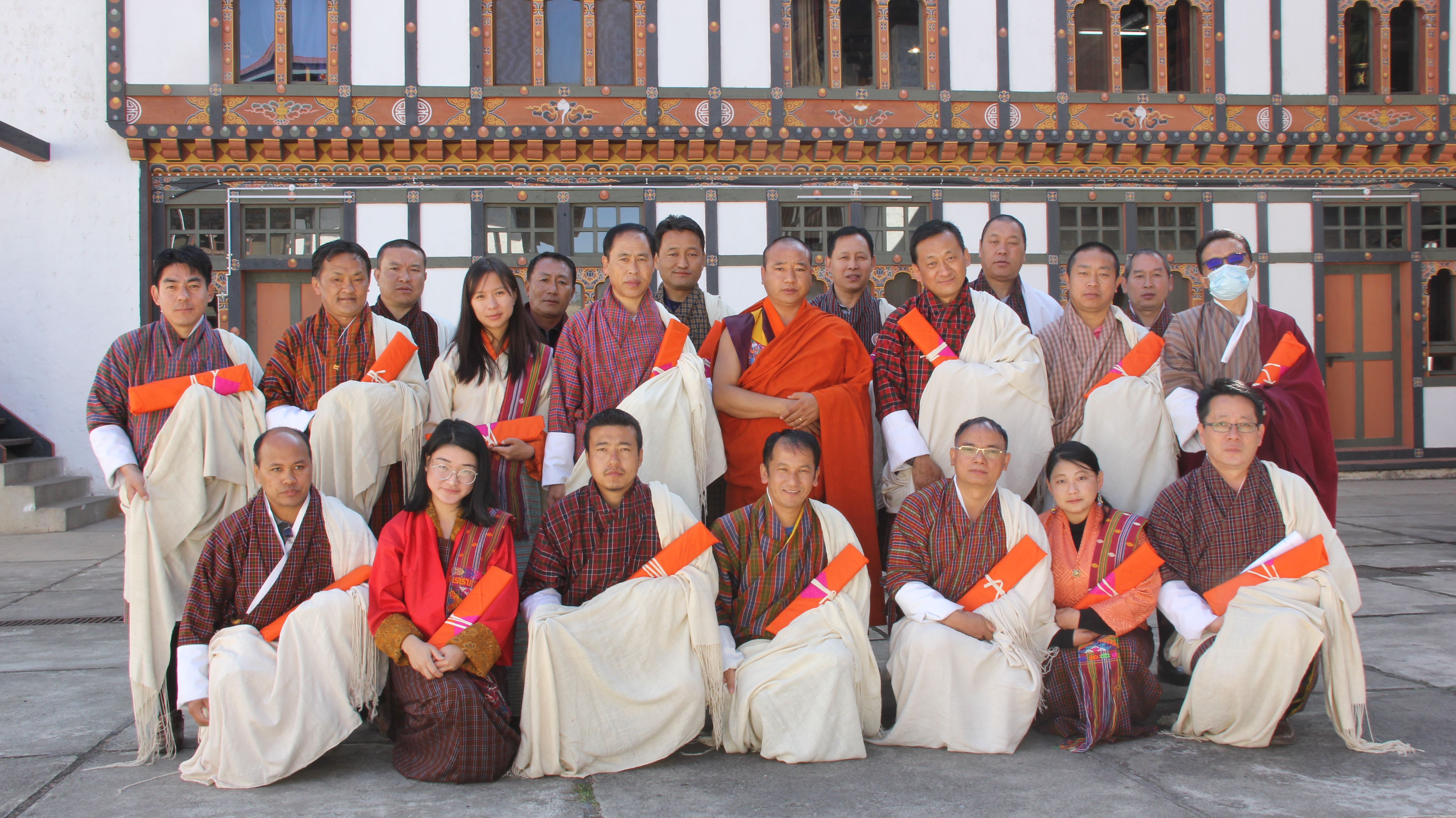 ཞི་གནས་ཀྱི་སྦྱོང་བརྡར་ཐེངས་དང་པ།